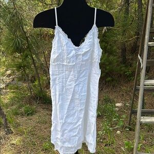 Elegant White Mini Dress